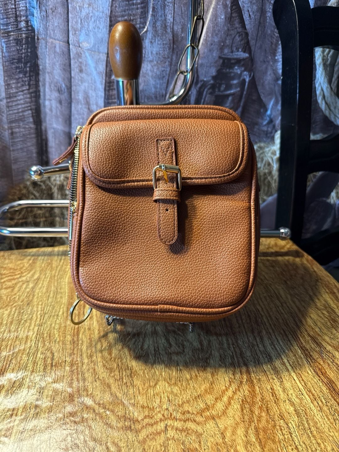 Women's Vintage Brown Faux Leather Multi-Compartment Crossbody Bag With Front Bu